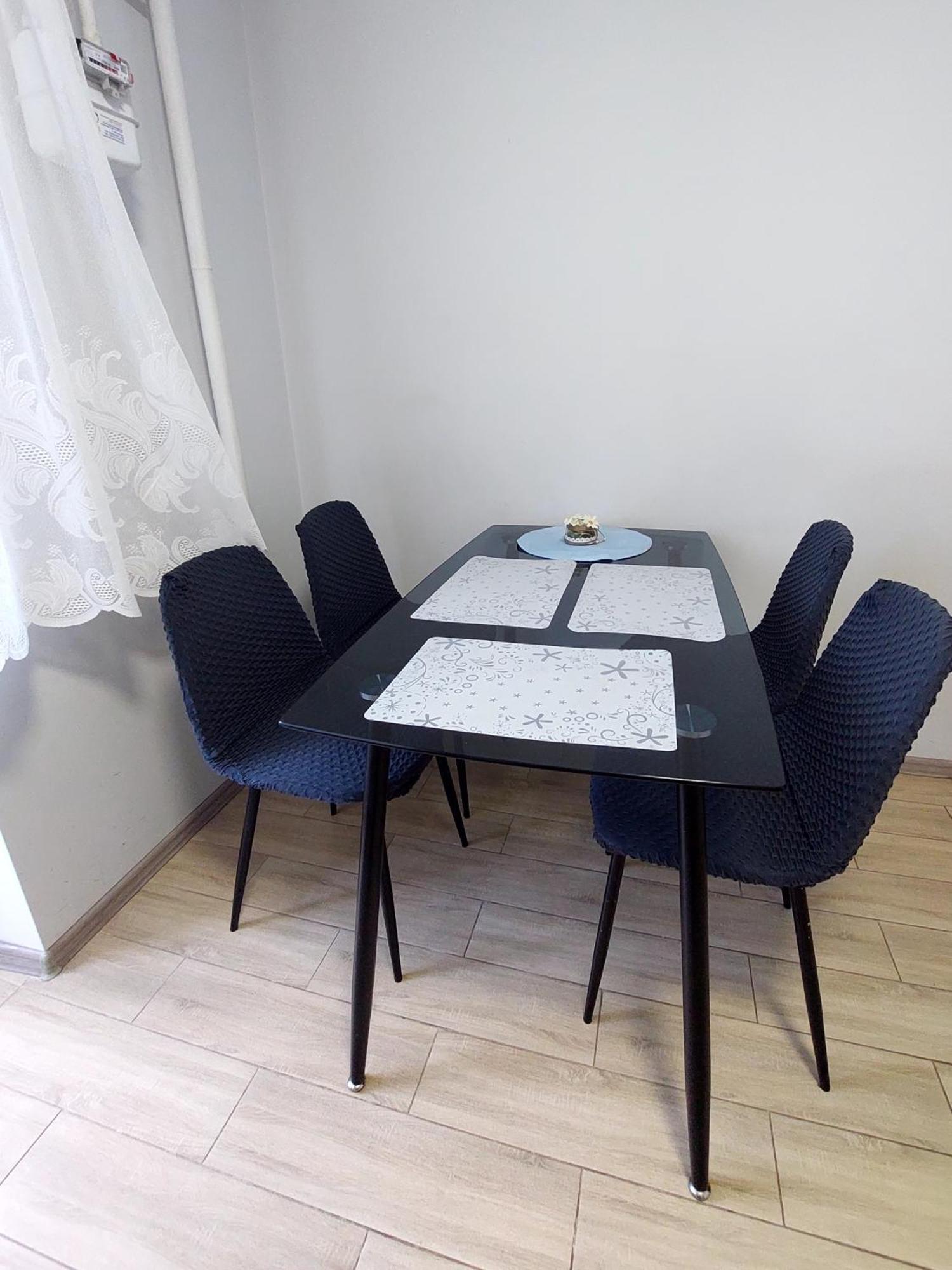 дво і одно кімнатні новобуд рн авторинку трц адреналін сіті Apartment