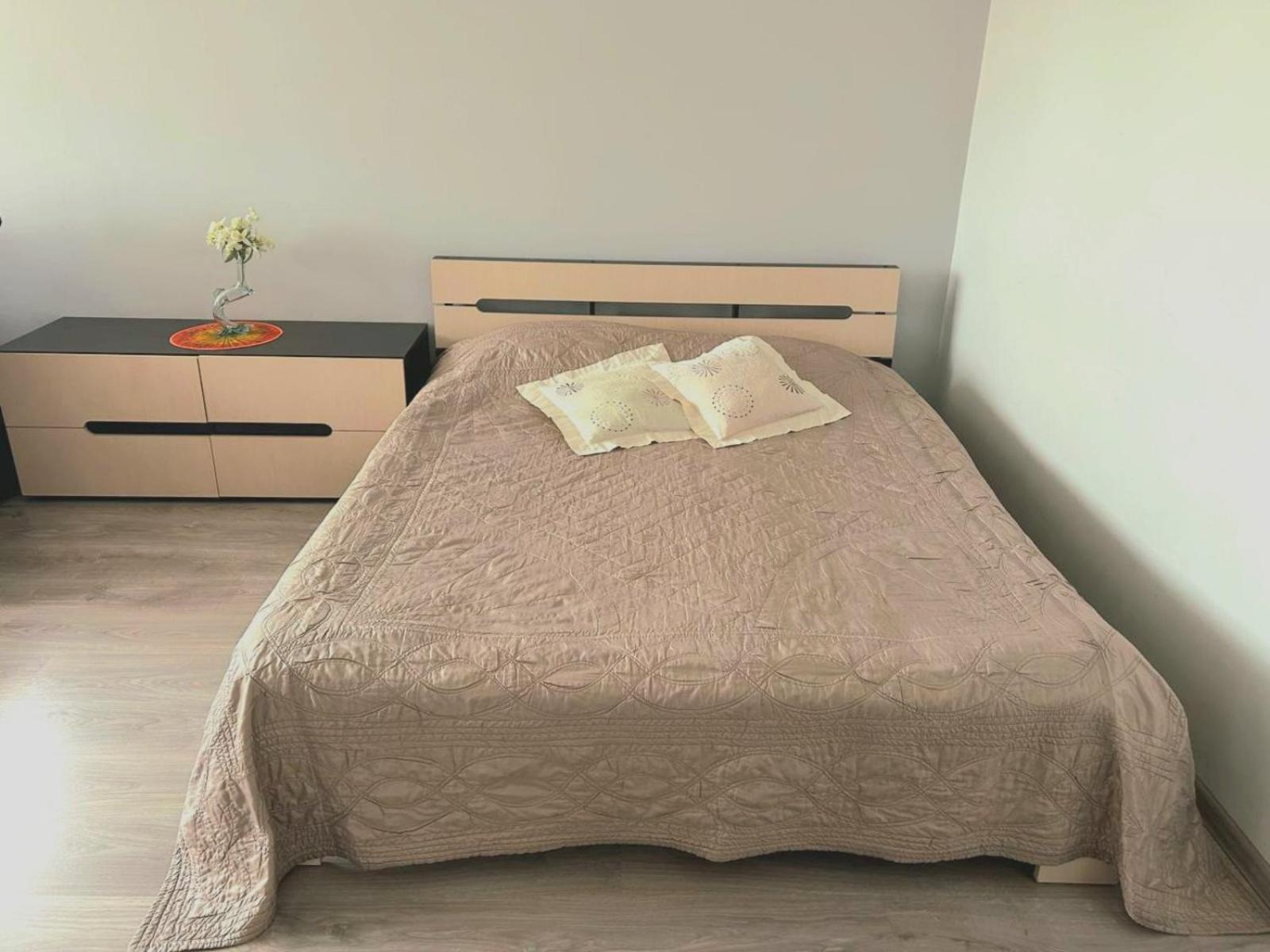 дво і одно кімнатні новобуд рн авторинку трц адреналін сіті Apartment