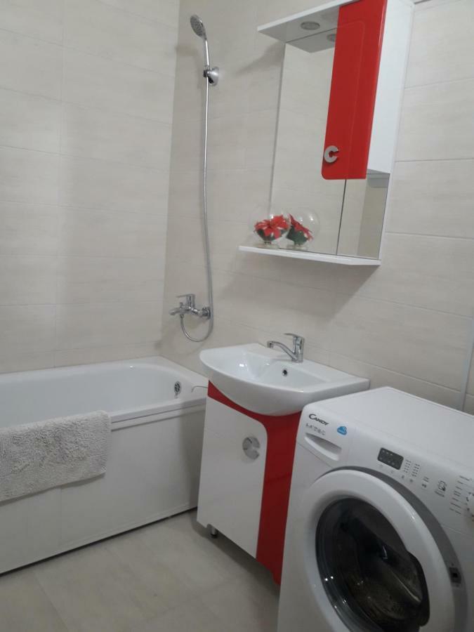дво і одно кімнатні новобуд рн авторинку трц адреналін сіті Apartment *