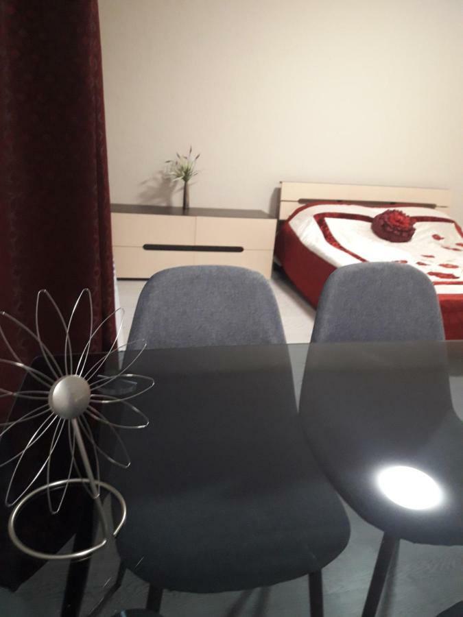 дво і одно кімнатні новобуд рн авторинку трц адреналін сіті Apartment